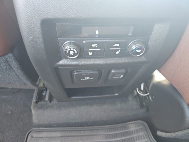 Used 2018 Chevrolet Traverse High Country image 15