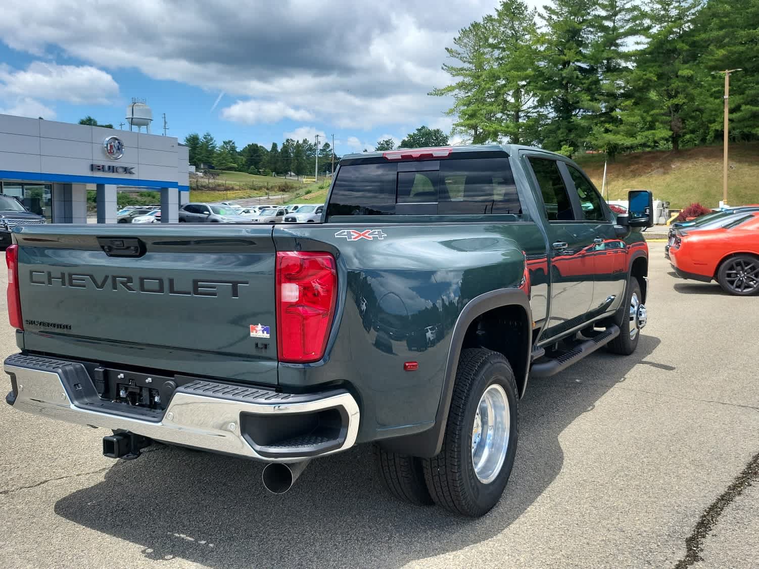 New 2026 Chevrolet Silverado 3500 LT w/ All Star Edition AWD/4WD image 3