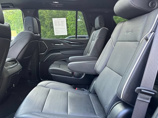 Used 2024 Cadillac Escalade Sport w/ Touring Package AWD/4WD image 19