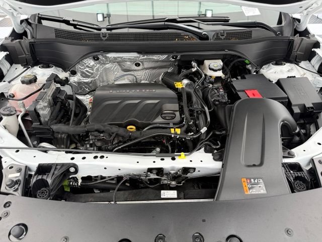 New 2026 Chevrolet Trax LT w/ Driver Confidence Package FWD image 8