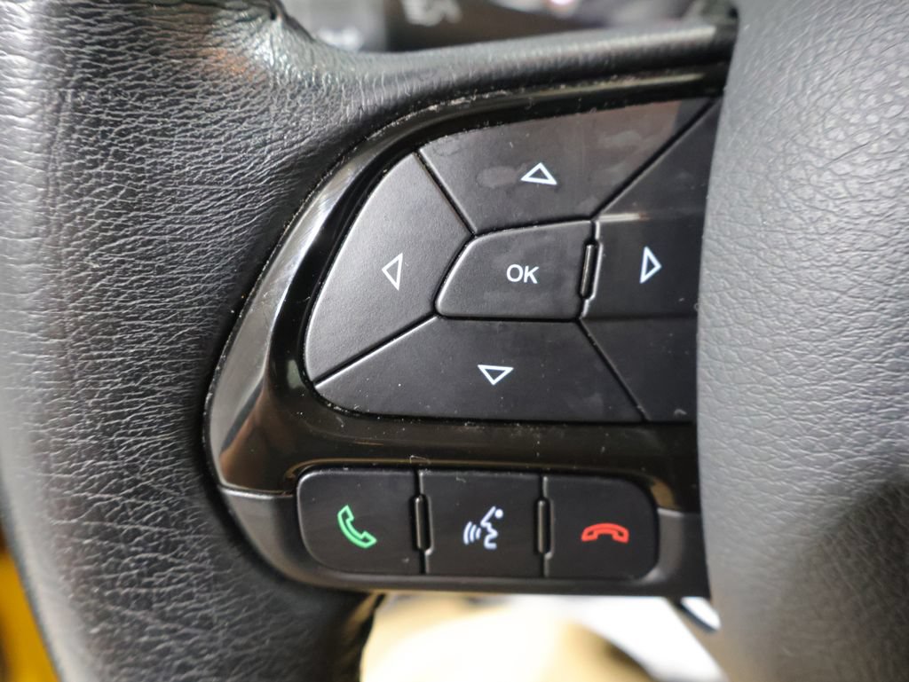 Certified 2018 Jeep Renegade Altitude w/ Safety & Security Group AWD/4WD image 34