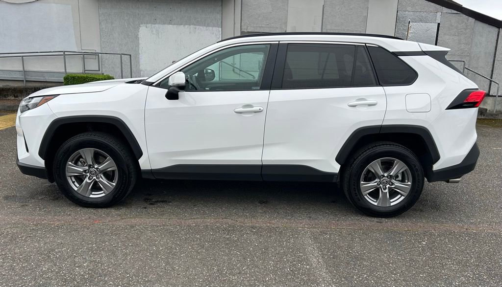 Certified 2024 Toyota RAV4 XLE w/ Convenience Package AWD/4WD image 8