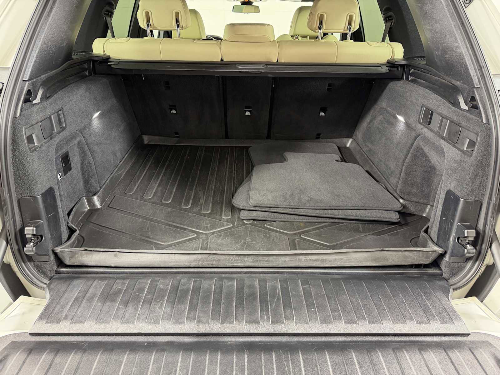 Used 2021 BMW X5 sDrive40i w/ Convenience Package image 17