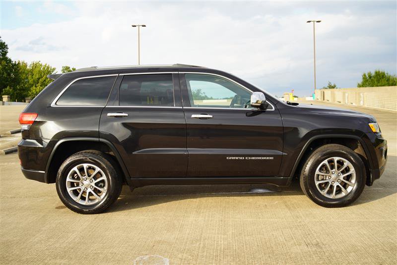 Used 2015 Jeep Grand Cherokee Limited w/ Luxury Group II AWD/4WD image 7