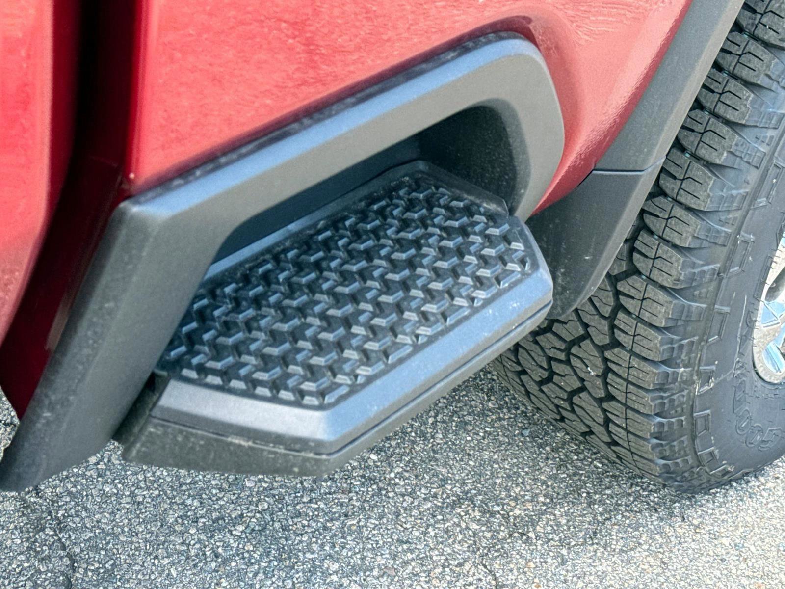 New 2026 Chevrolet Silverado 2500 LTZ w/ LTZ Premium Package image 9