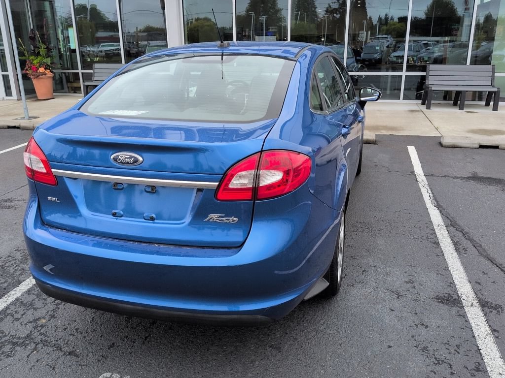 Used 2011 Ford Fiesta SEL w/ 301A Rapid Spec Order Code FWD image 6