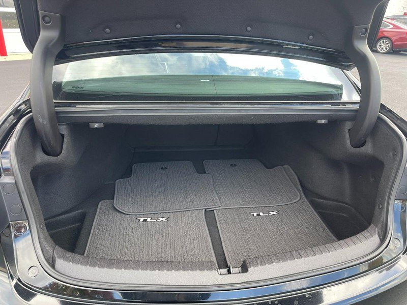 Used 2016 Acura TLX w/ Technology Package image 16