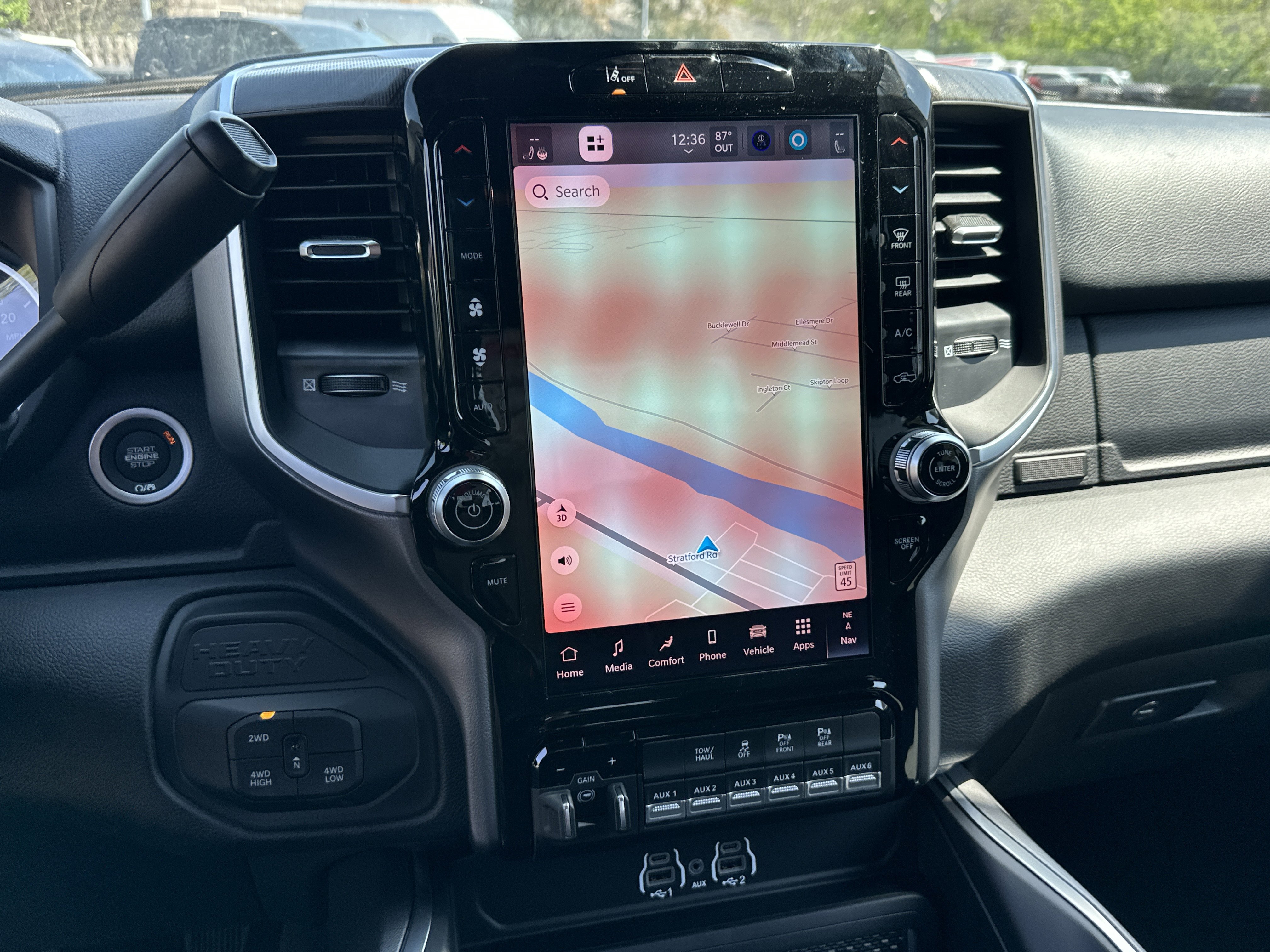 New 2026 RAM 2500 Big Horn AWD/4WD image 6