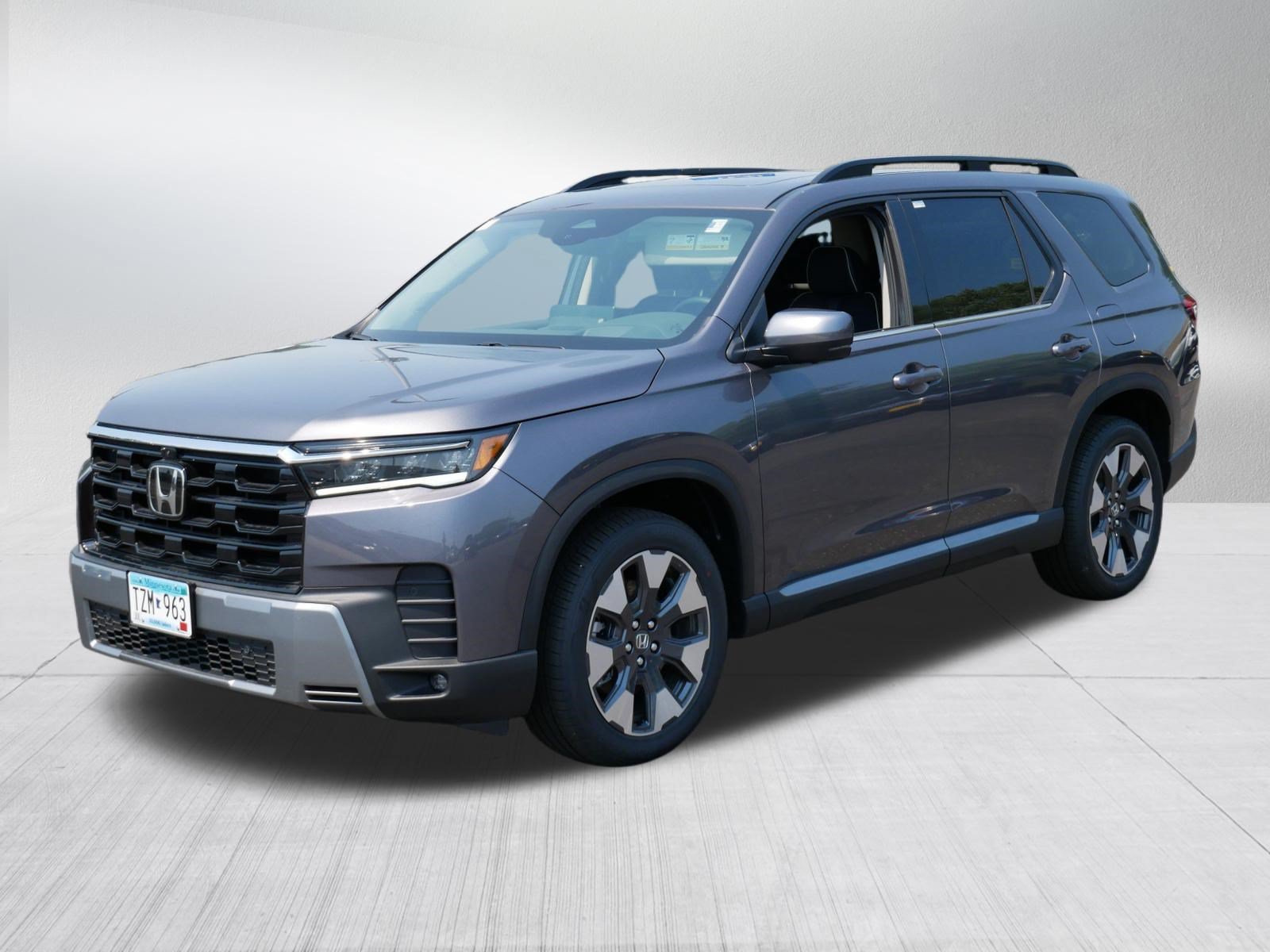 Certified 2026 Honda Pilot Elite image 3