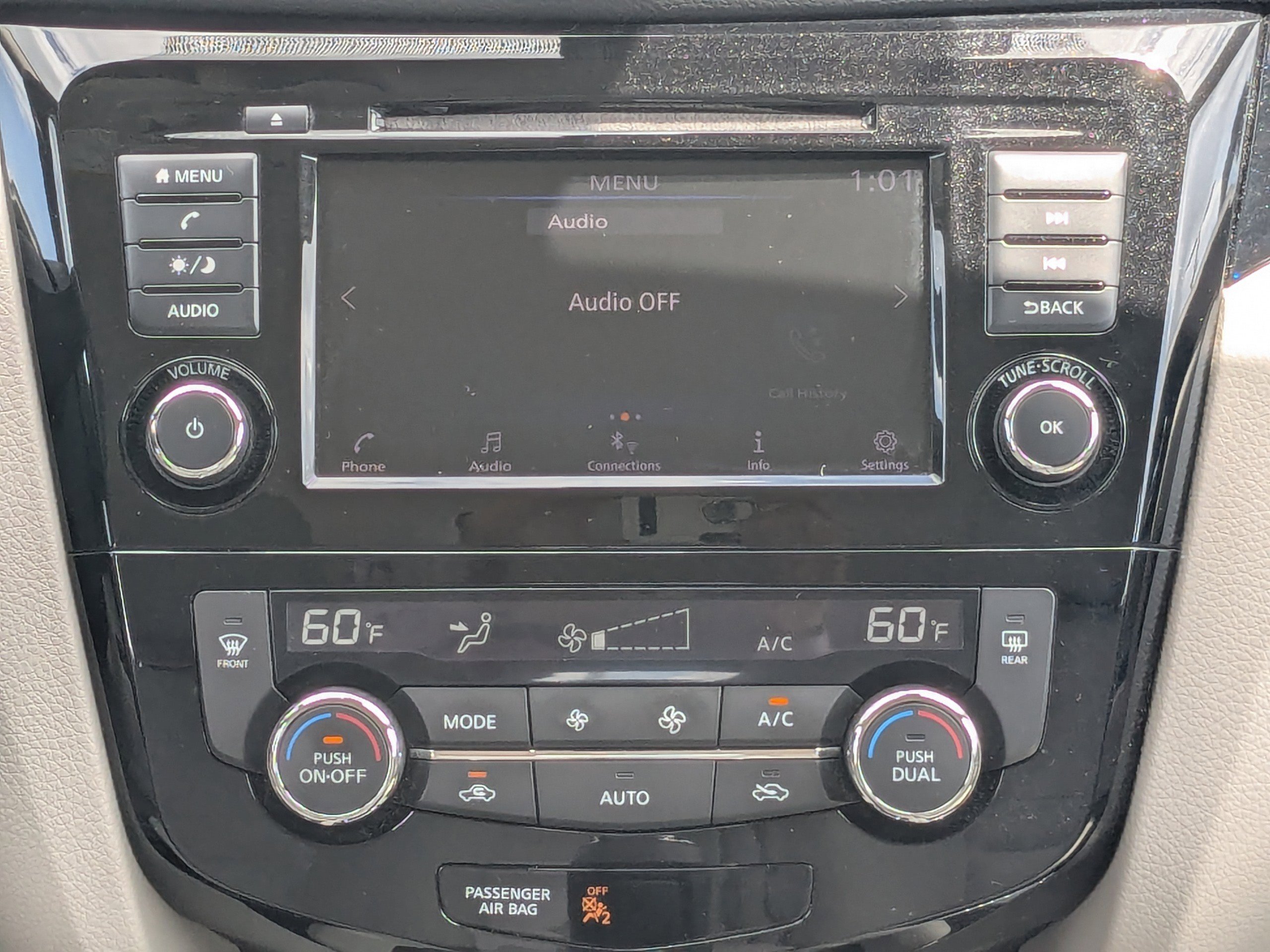 Used 2019 Nissan Rogue Sport SV image 18