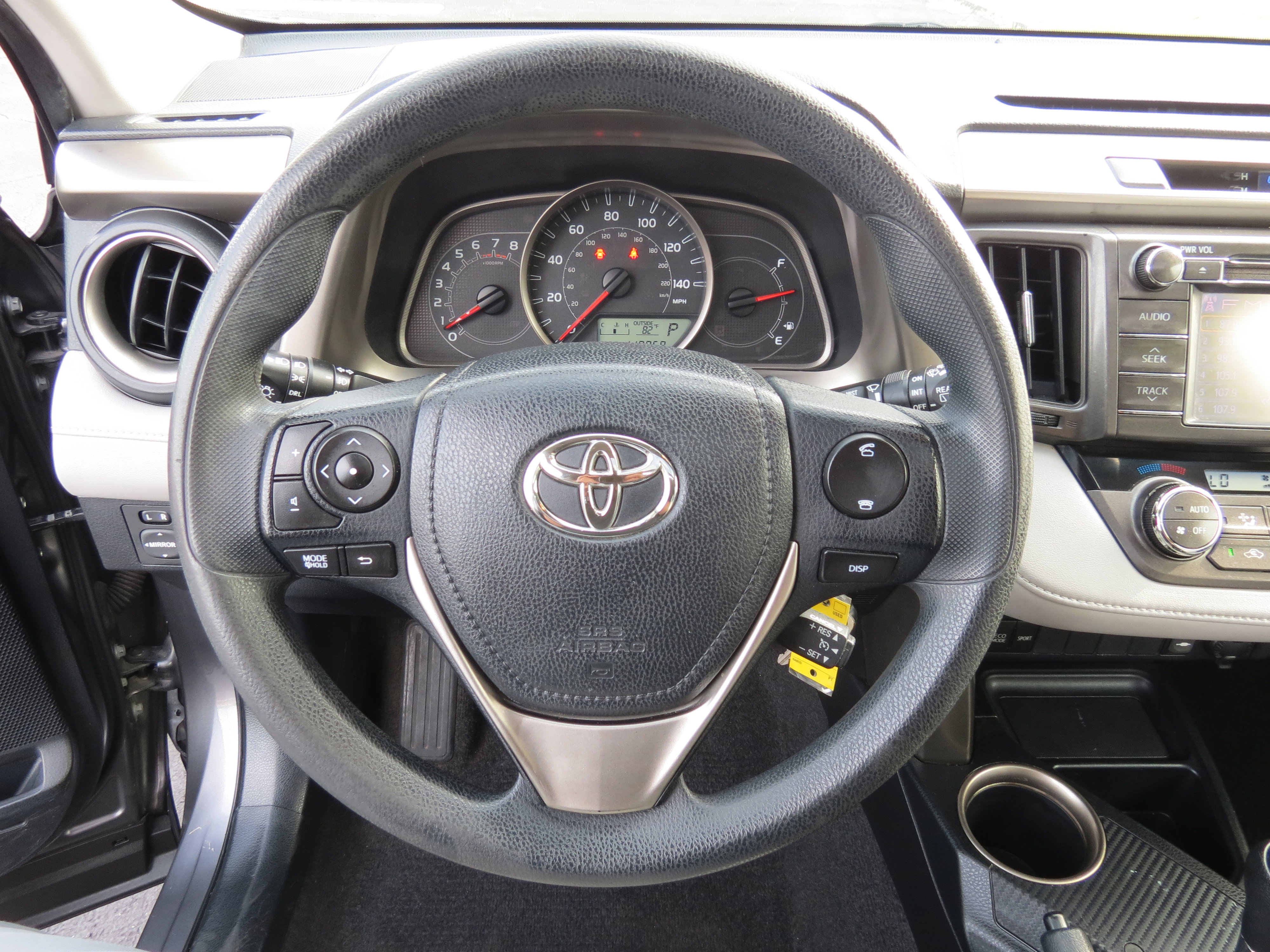 Used 2013 Toyota RAV4 XLE FWD image 12