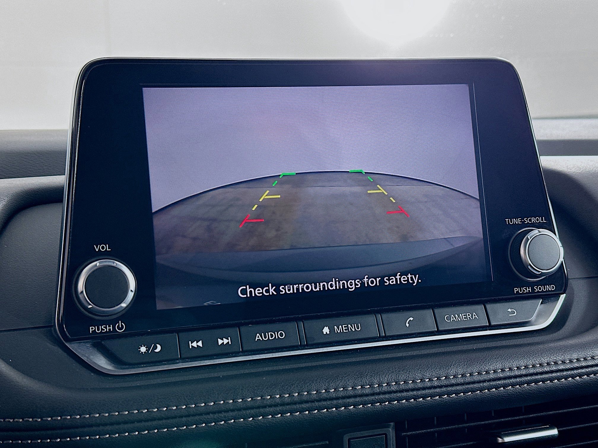 Used 2025 Nissan Rogue SV image 22