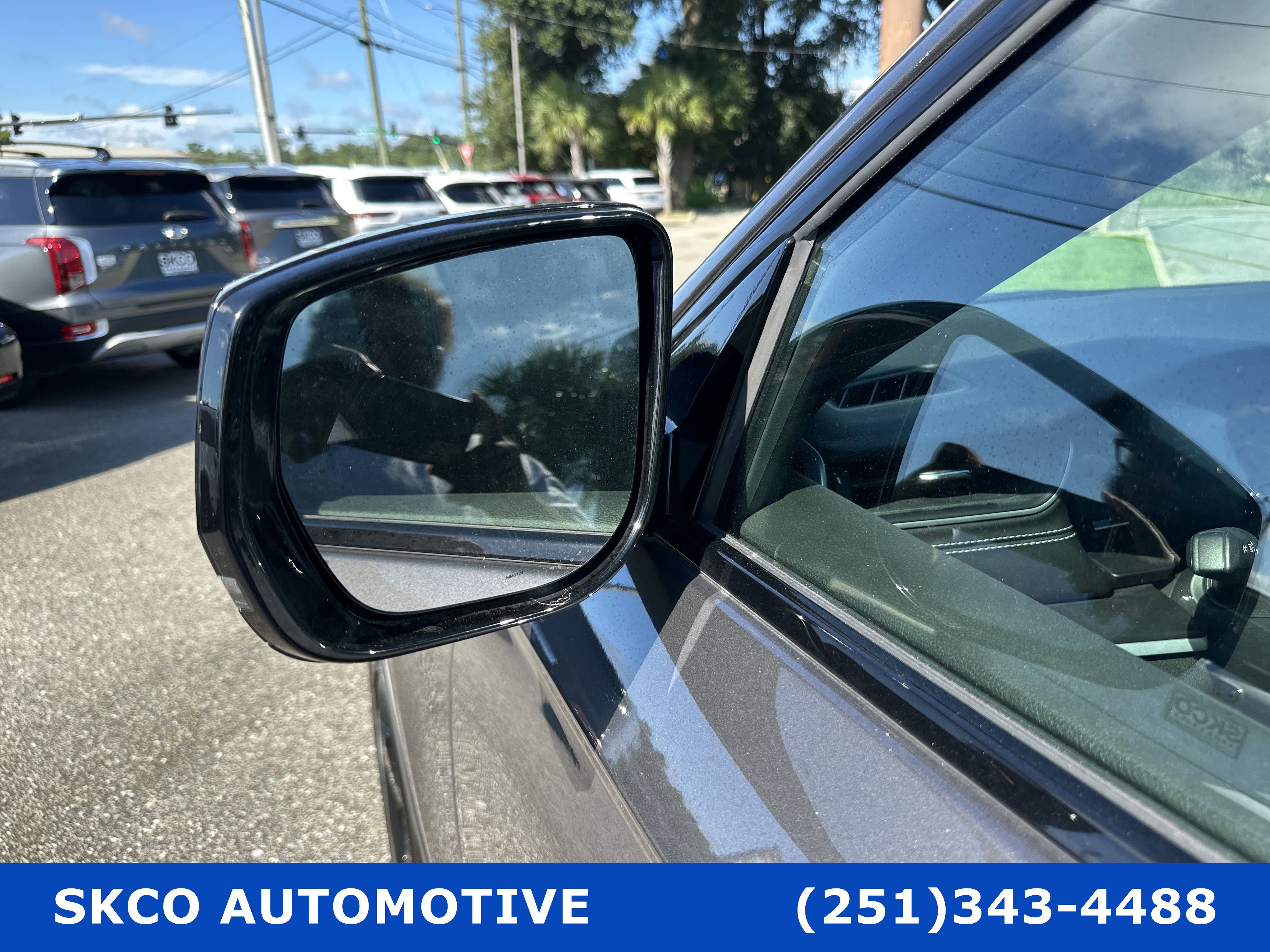 Used 2024 Jeep Grand Cherokee Altitude image 10