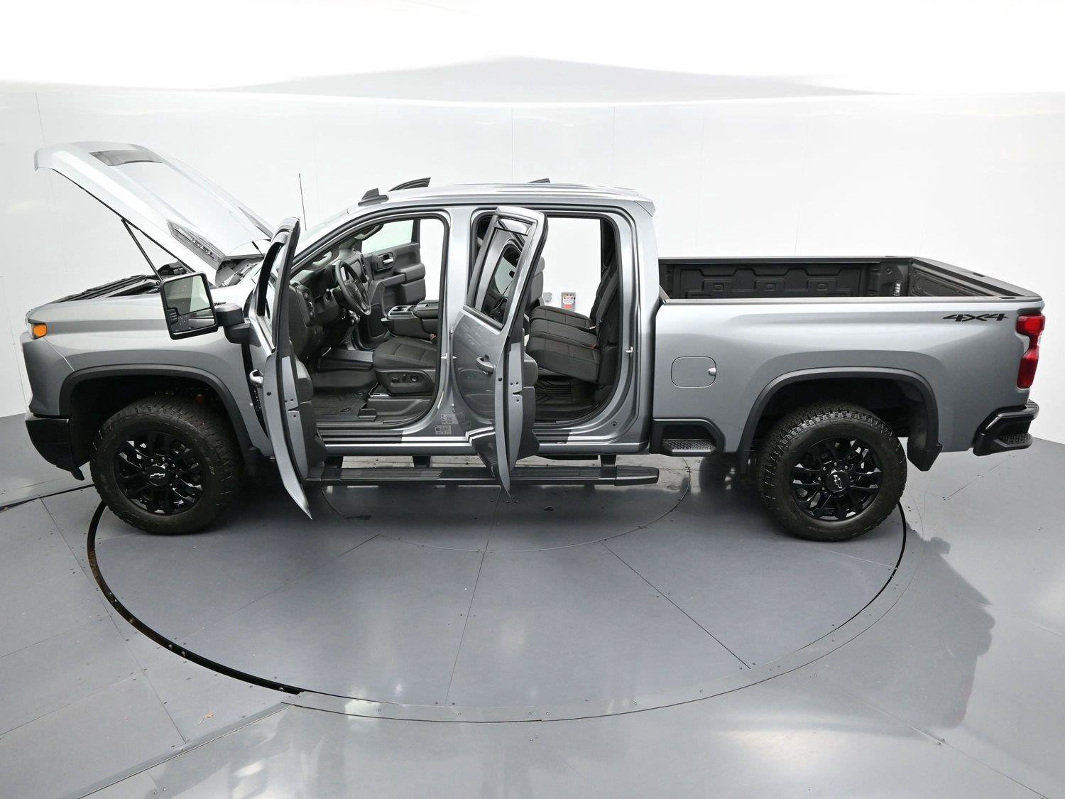 Used 2025 Chevrolet Silverado 2500 Custom w/ Custom Convenience Package AWD/4WD image 38