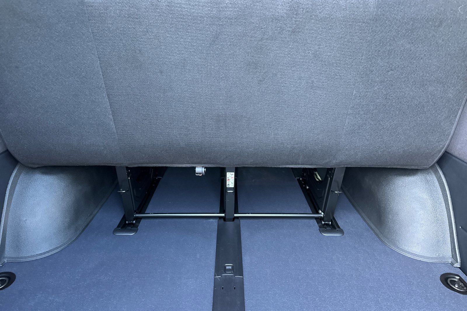 Used 2025 Mercedes-Benz Sprinter 2500 image 16