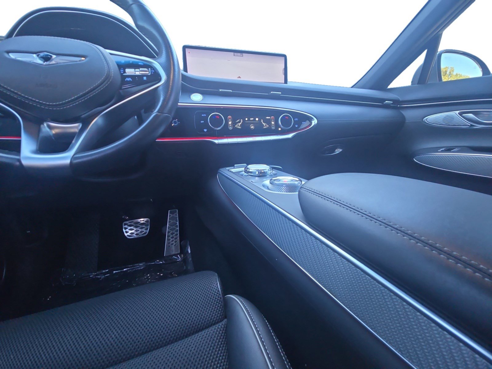 Used 2022 Genesis GV70 3.5T Sport w/ Cargo Package image 11