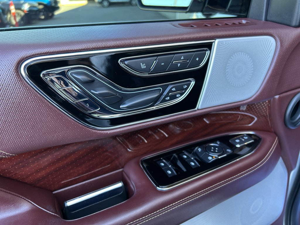 Used 2021 Lincoln Navigator Black Label w/ Special Edition Package image 20
