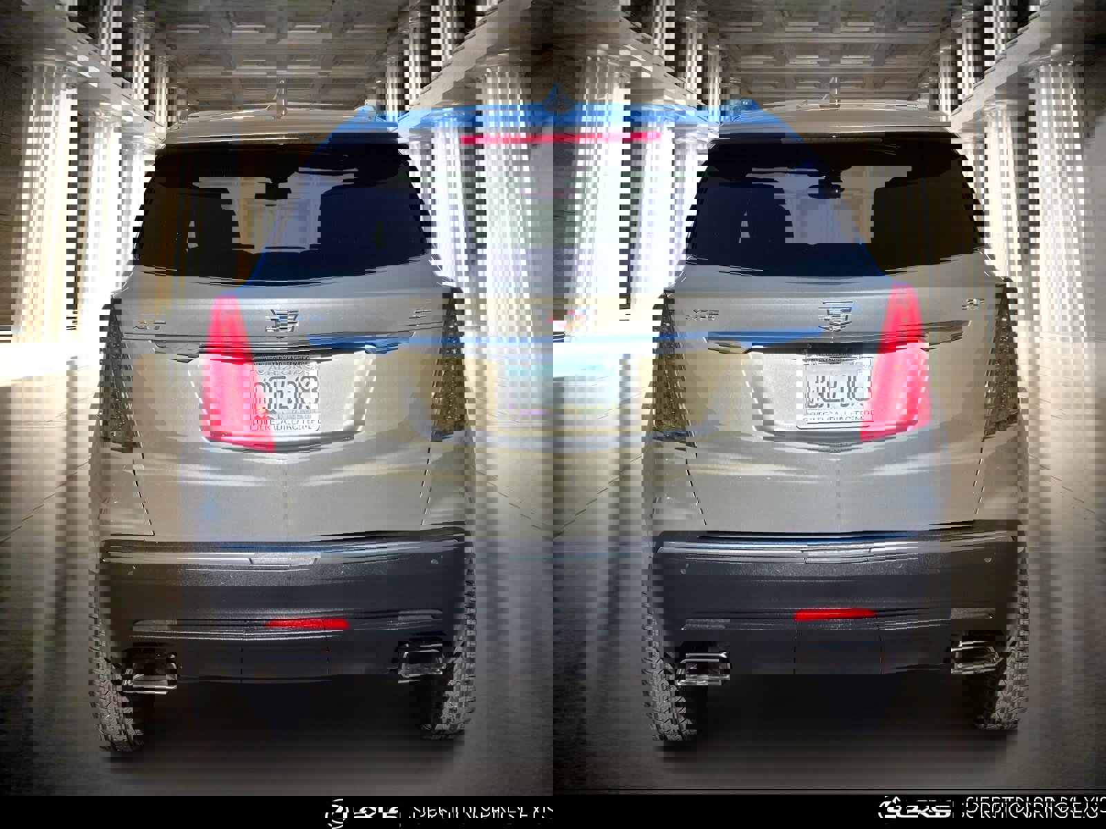 Used 2018 Cadillac XT5 Luxury w/ Driver Awareness Package image 5