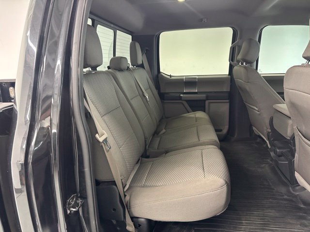 Used 2015 Ford F150 XLT w/ Equipment Group 302A Luxury AWD/4WD image 31