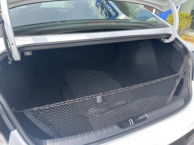 Certified 2024 Hyundai Elantra SEL image 33