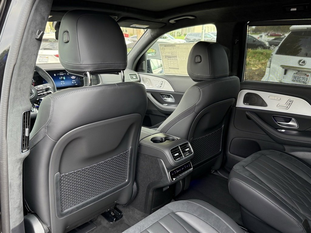New 2026 Mercedes-Benz GLS 63 AMG 4MATIC image 27