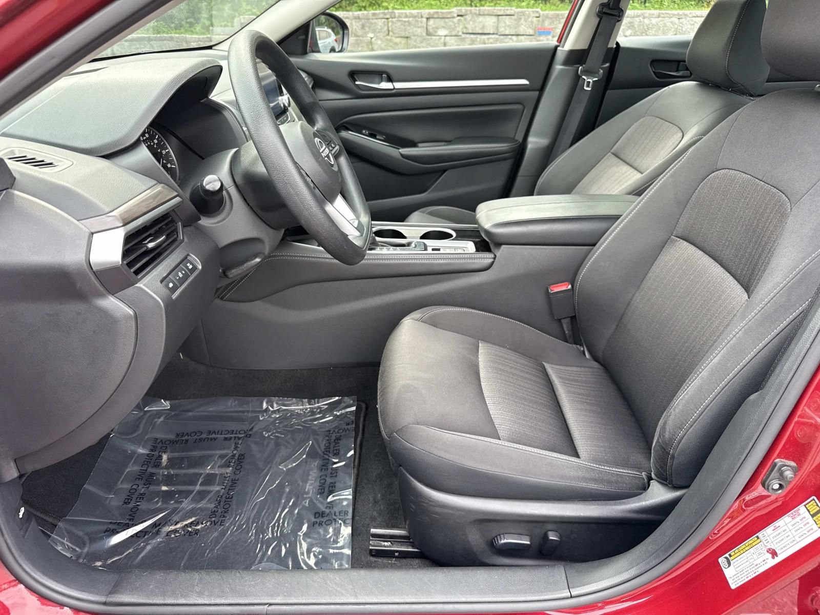 Used 2023 Nissan Altima 2.5 SV AWD/4WD image 29