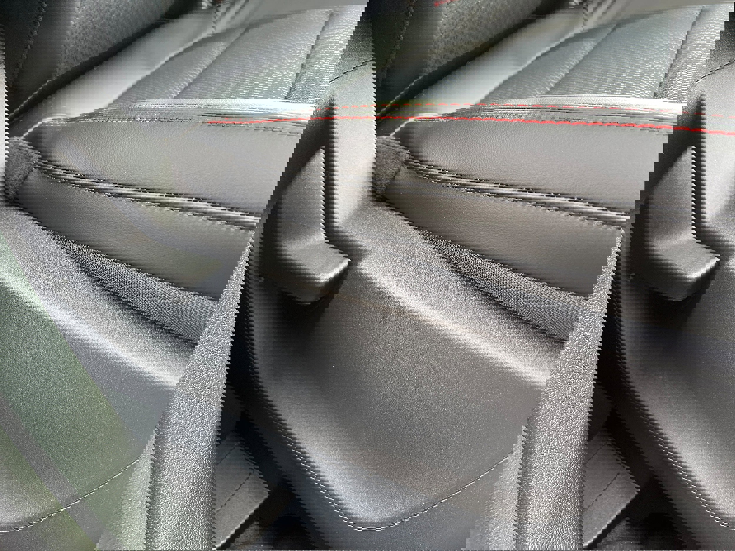 New 2026 Ford Escape ST-Line w/ Tech Pack #1 image 16