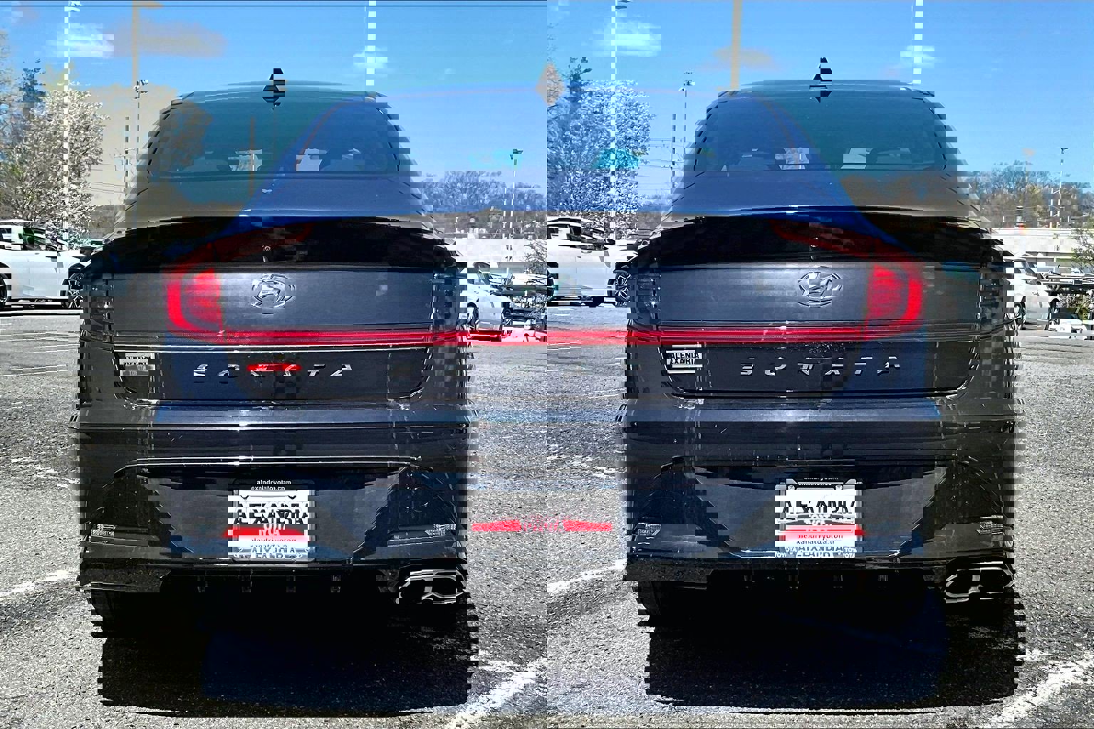 Used 2023 Hyundai Sonata SEL w/ Convenience Package image 4