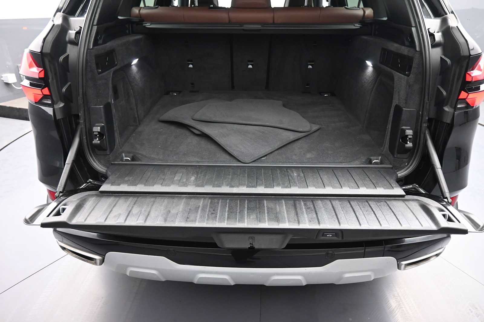 Used 2024 BMW X5 xDrive40i w/ Climate Comfort Package AWD/4WD image 25