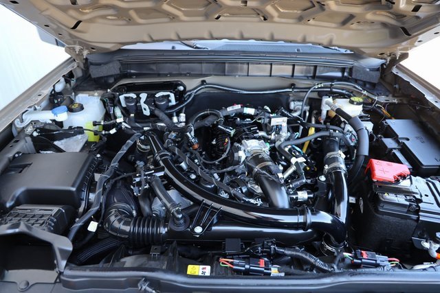 Used 2025 Ford Bronco Outer Banks image 27