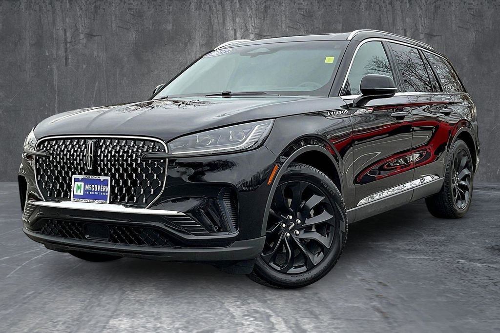 Used 2025 Lincoln Aviator Reserve w/ Illumination Package image 1