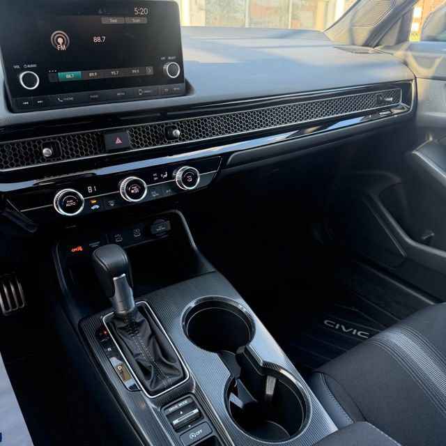 Used 2025 Honda Civic Sport image 21