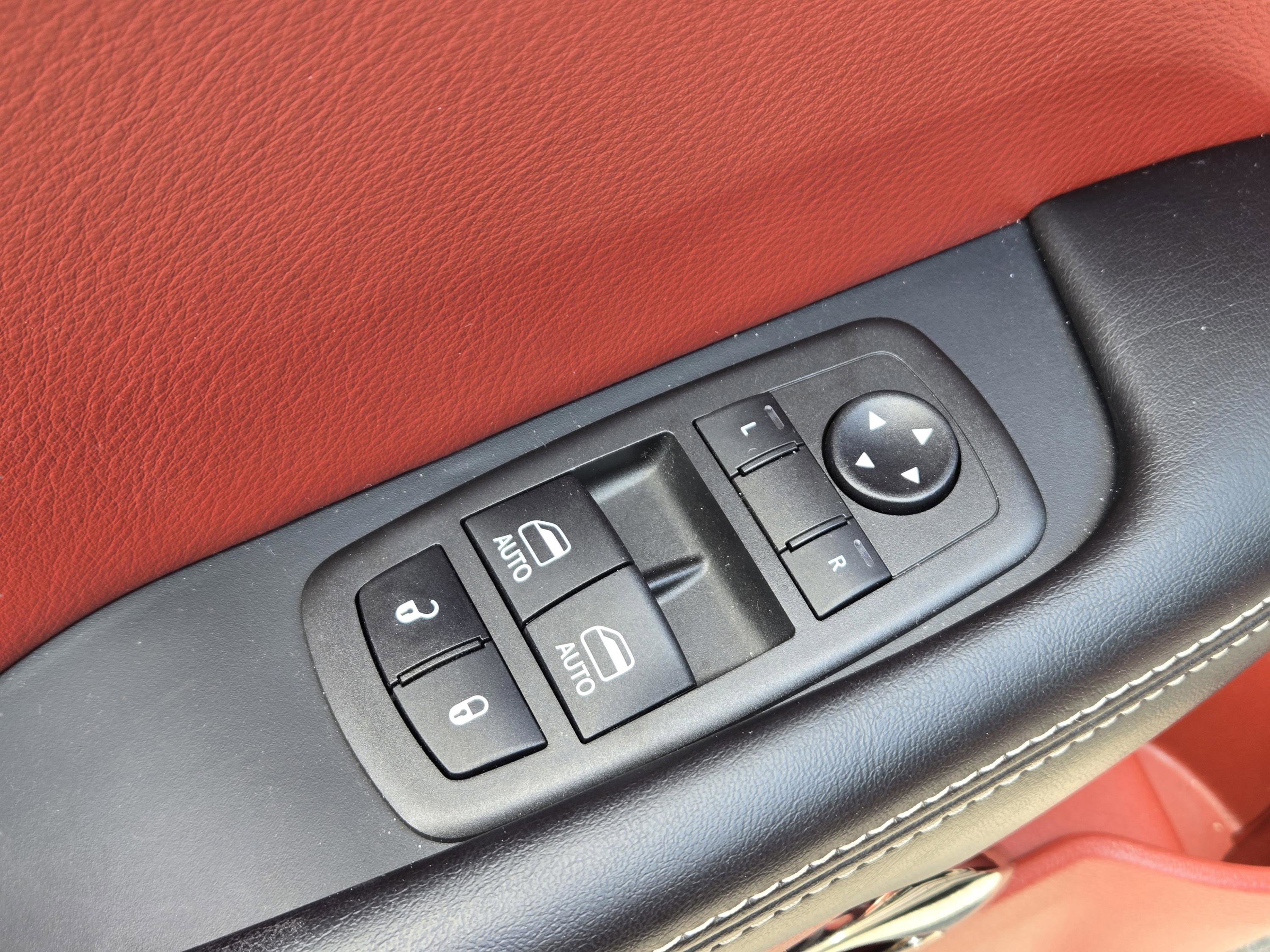 Used 2021 Dodge Challenger SRT Hellcat Redeye image 13