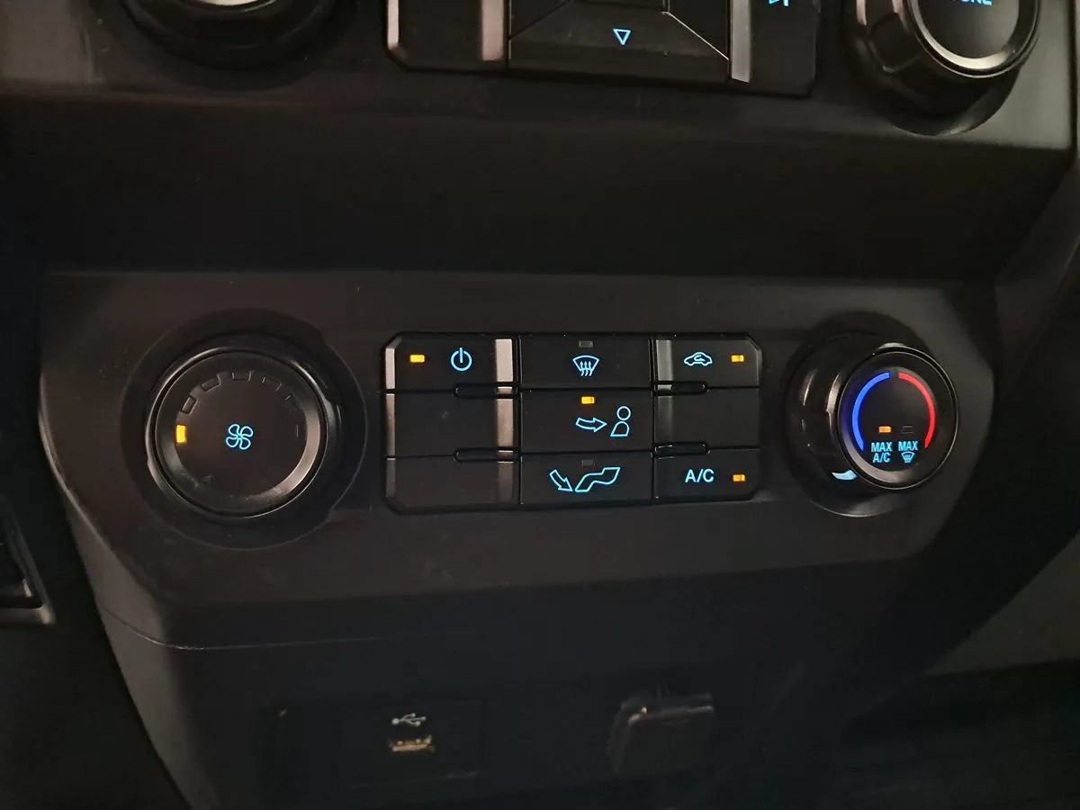 Used 2019 Ford F150 XL w/ Equipment Group 101A Mid RWD image 21