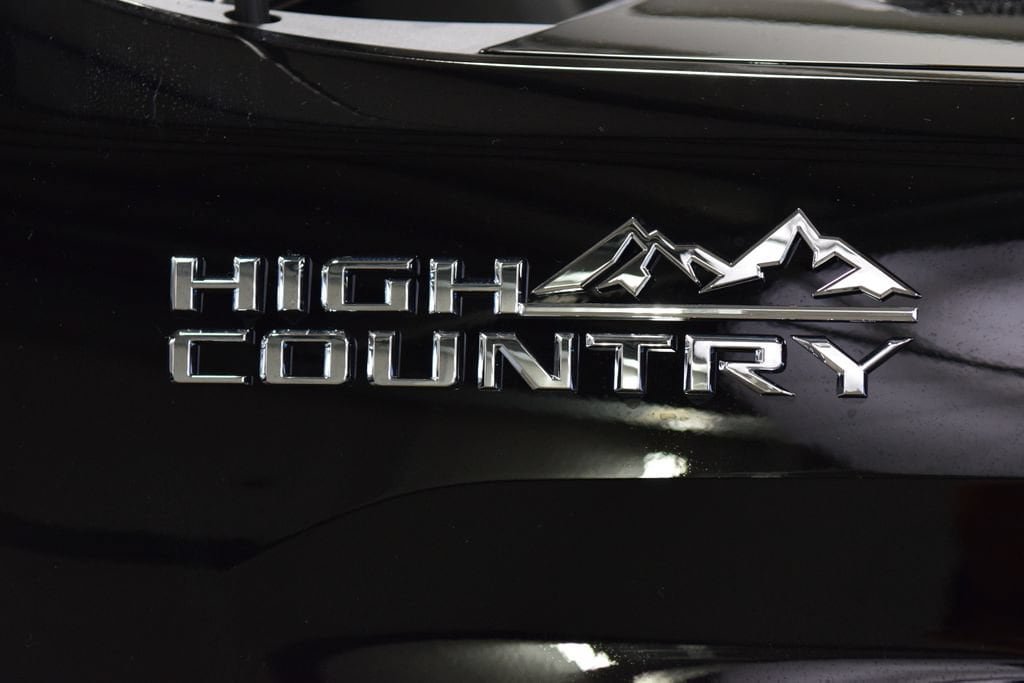 New 2026 Chevrolet Silverado 2500 High Country w/ High Country Premium Package AWD/4WD image 18