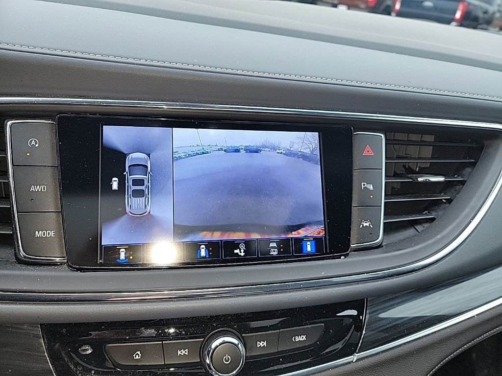 Used 2024 Buick Enclave Essence w/ Experience Buick Package image 32