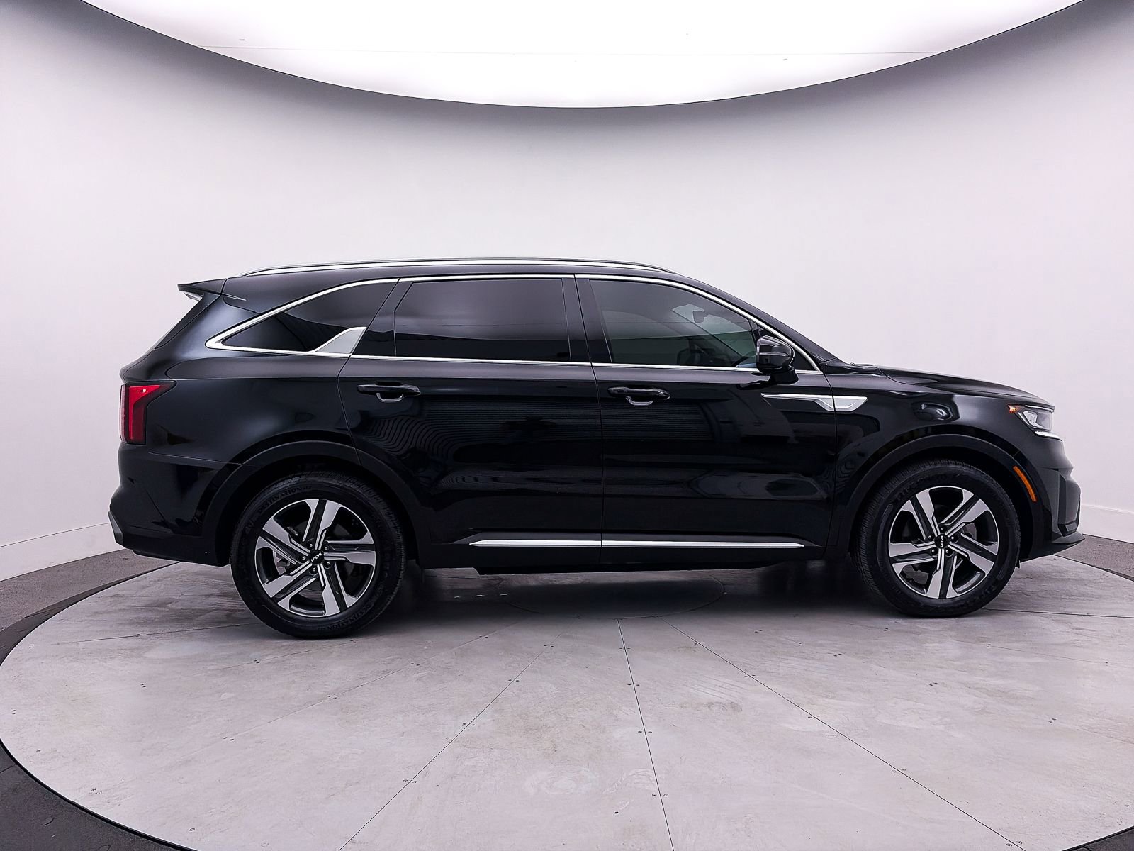 Used 2023 Kia Sorento EX image 39