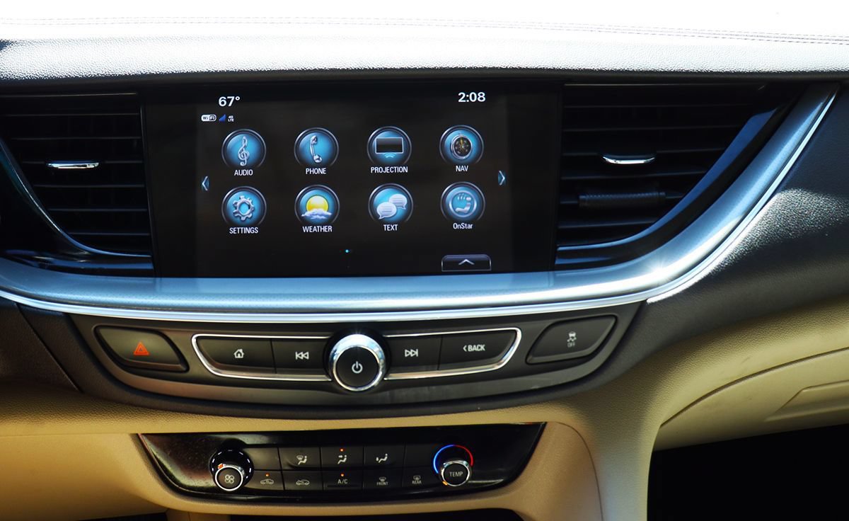 Used 2018 Buick Regal Preferred w/ Sights and Sounds Package FWD image 42