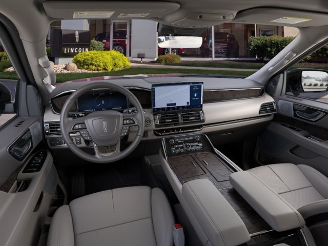 New 2024 Lincoln Navigator L Reserve AWD/4WD image 9