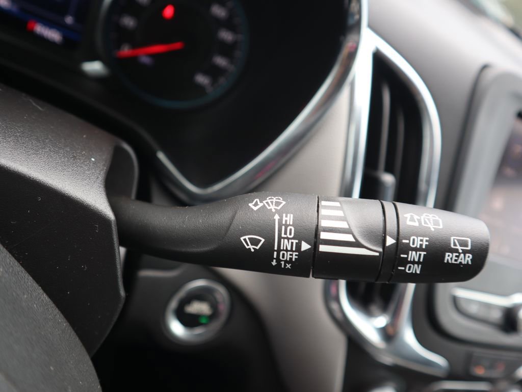 Used 2024 Chevrolet Equinox LT image 18