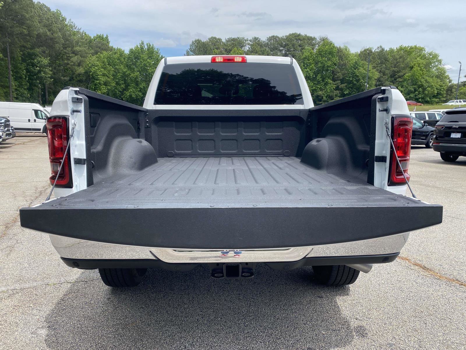 Used 2026 RAM 2500 Big Horn AWD/4WD image 7