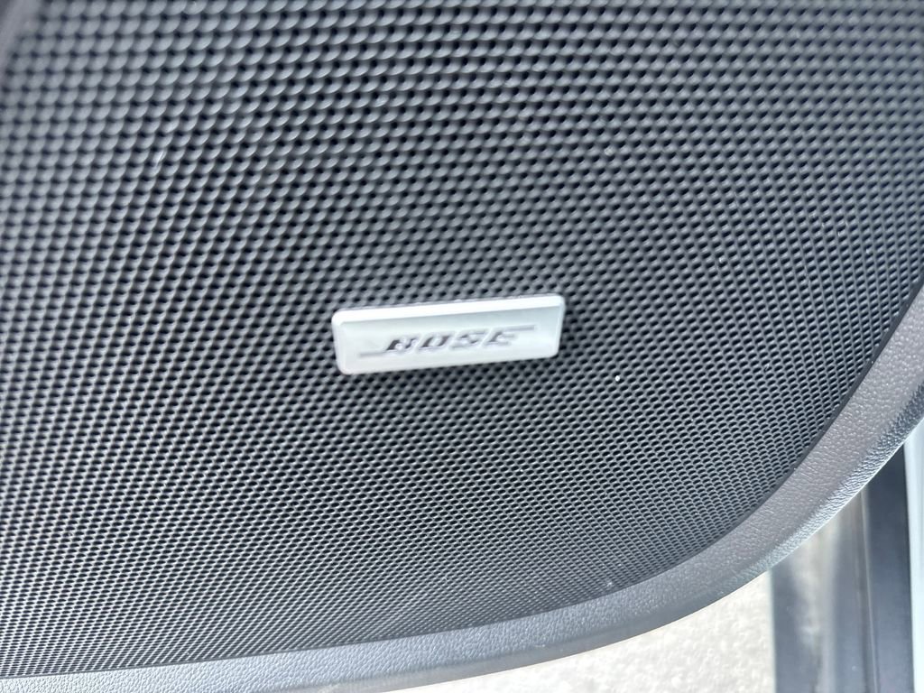 Used 2023 Chevrolet Traverse RS AWD/4WD image 16