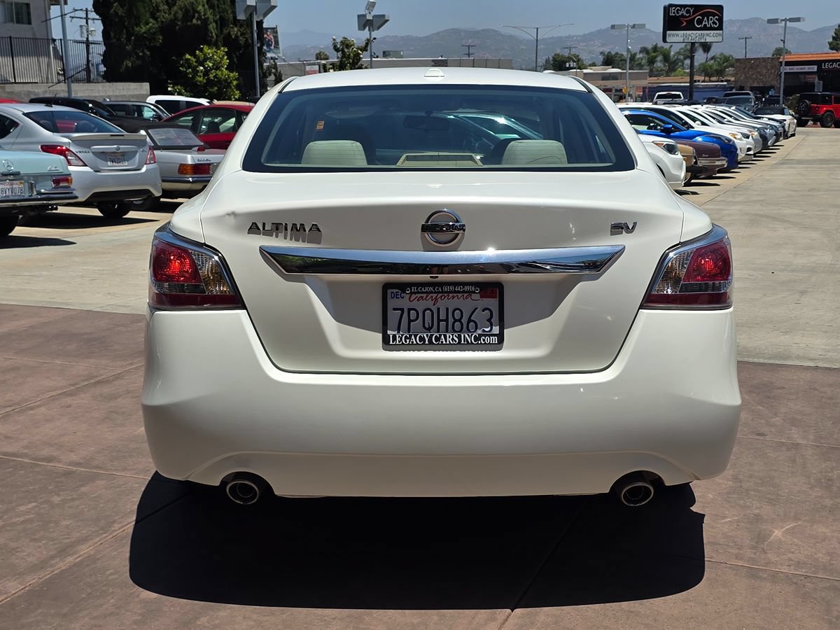 Used 2015 Nissan Altima 2.5 SV FWD image 10