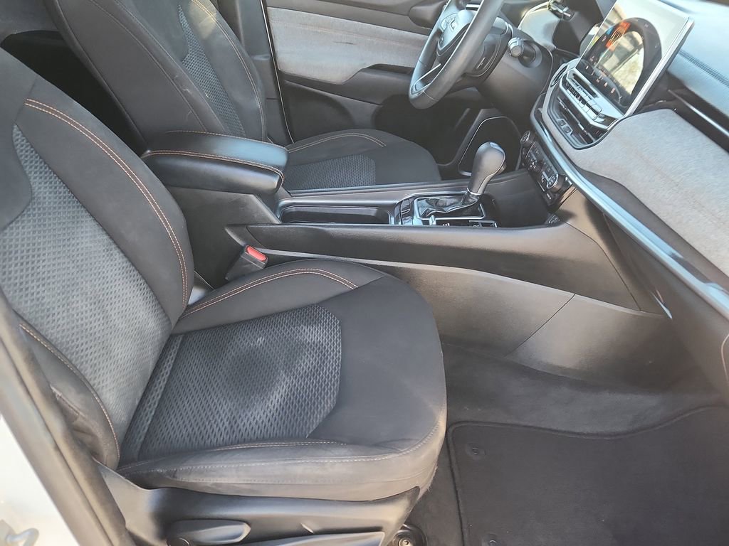 Used 2022 Jeep Compass Sport image 14