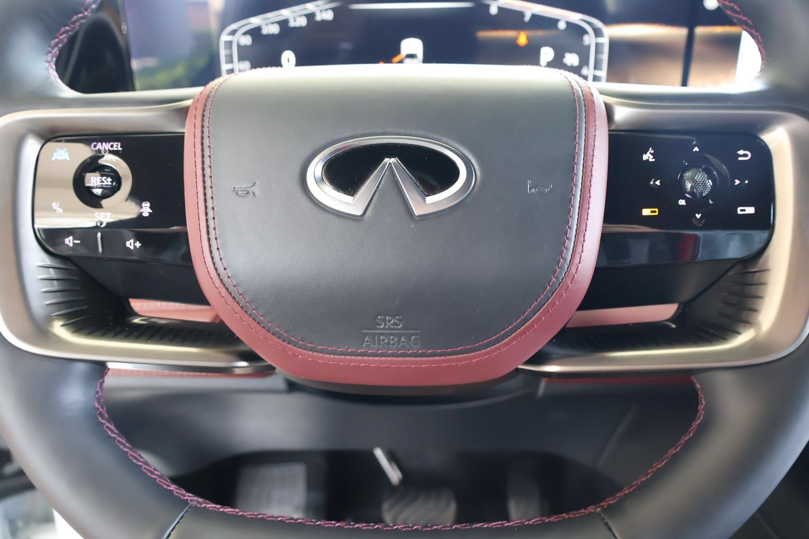 Used 2025 INFINITI QX80 Autograph AWD/4WD image 24
