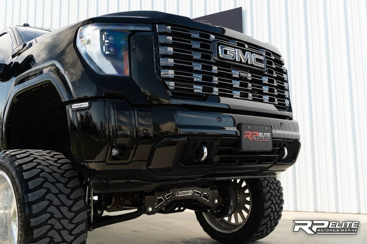 Used 2025 GMC Sierra 2500 Denali Ultimate image 16