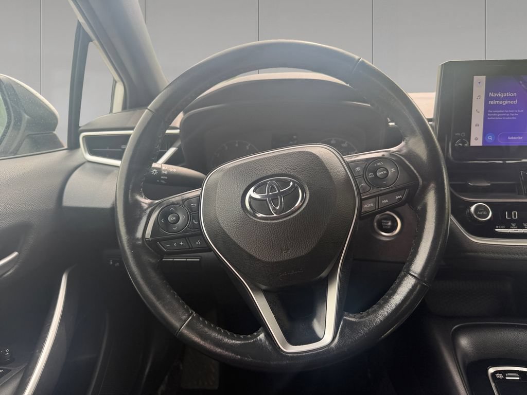 Used 2023 Toyota Corolla SE w/ Carpet Mat Package (TMS) FWD image 13