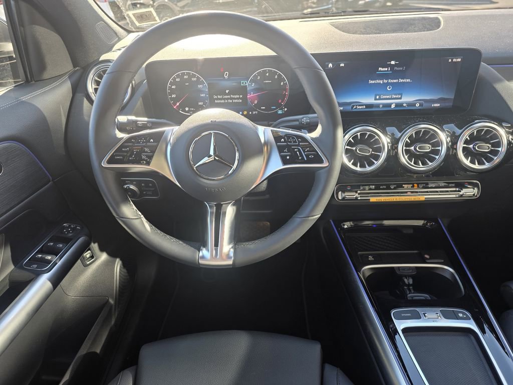 Certified 2025 Mercedes-Benz GLA 250 4MATIC image 17