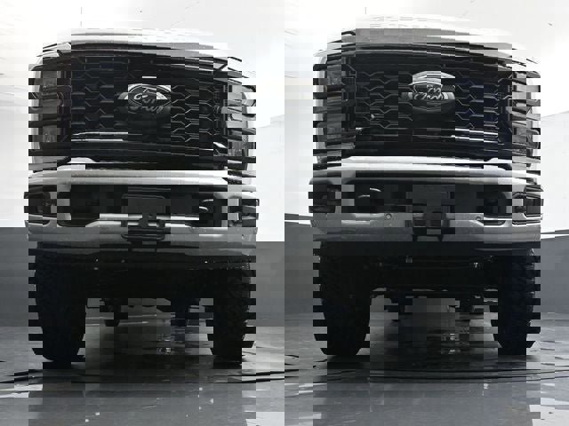 New 2026 Ford F250 Lariat w/ Black Appearance Package image 30