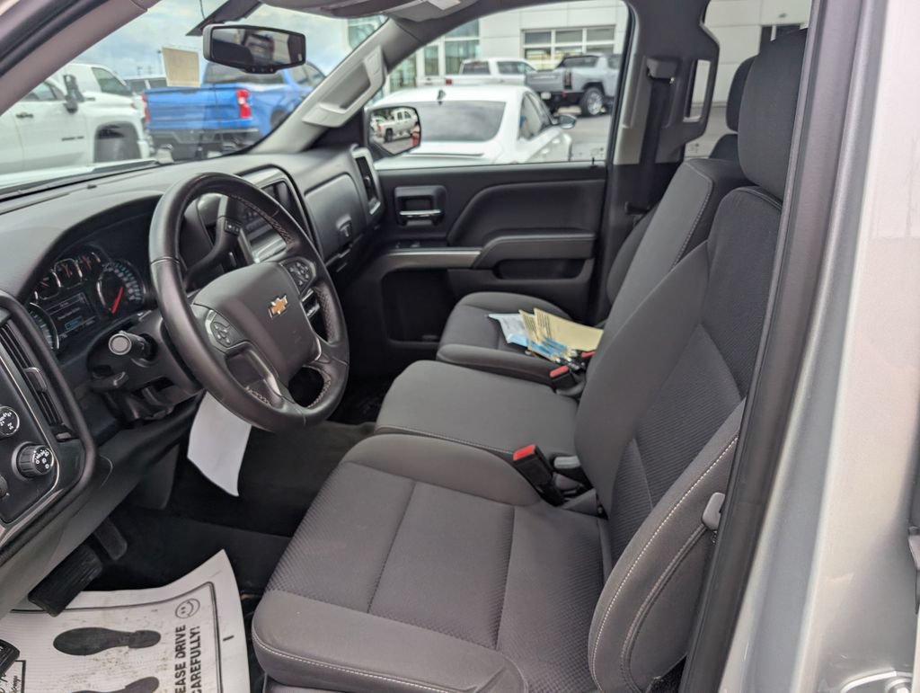 Used 2018 Chevrolet Silverado 1500 LT w/ All Star Edition AWD/4WD image 13